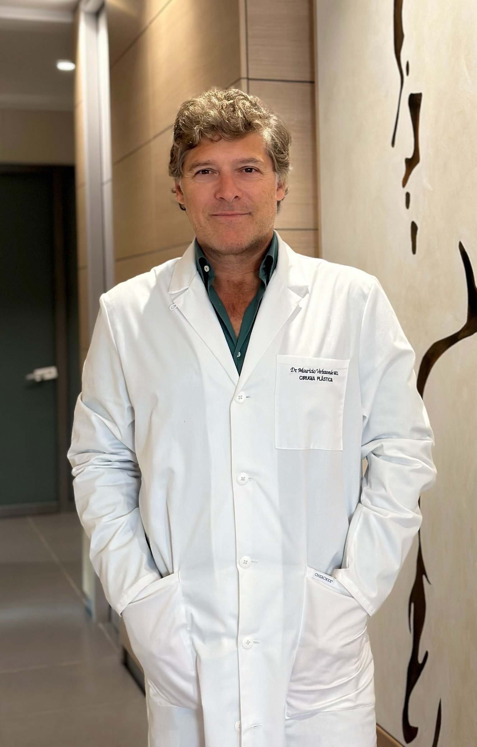 El Dr. Mauricio Verbauvede
